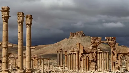 Mai mult de jumătate din teritoriul Siriei este ocupat de gruparea Stat Islamic. Teroriștii au pus mâna pe „Veneția Nisipurilor