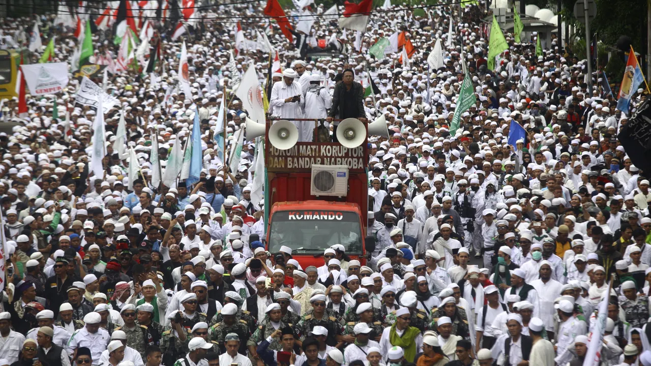 Pod prăbușit lângă Bali, în timpul unei ceremonii religioase. Cel puțin nouă persoane au murit