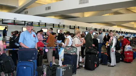 19 kilograme de BIJUTERII, descoperite în bagajul de mână al unei femei, pe „Otopeni”