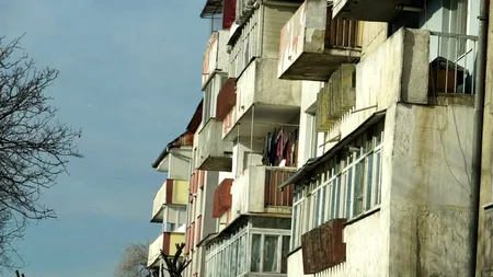 Caz ireal în Huși! S-a scos la vânzare un apartament din 1954, an în care în oraș nu era construit niciun bloc