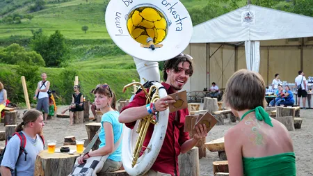 Peste 16.000 de persoane au participat la evenimentele de vineri de la Festivalul Peninsula