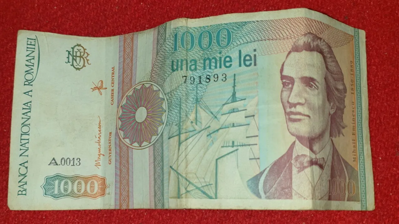 Nu e o glumă! Cu câți lei se vinde o bancnotă de 1.000 de lei din 1991, cu chipul lui Mihai Eminescu