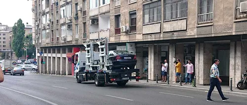 În atenția șoferilor | Luni începe ridicarea mașinilor parcate neregulamentar în București / Cât poate plăti un șofer care staționează neregulamentar - FOTO / VIDEO