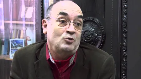 CUM VEDE BĂRBATUL LA 60 DE ANI FEMEIA. Matematicianul Radu Gologan dă formula femeii perfecte: „Femeia poate fi asemănată cu figurile geometrice regulate