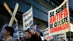 Protest în centrul Bucureștiului împotriva mișcării Antifa, organizat de o grupare de ultrași. Ce mesaje au scandat cei aproximativ 100 de participanți