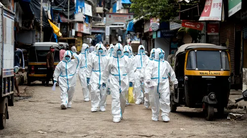 India se află în cea mai gravă situație de la începutul pandemiei. Pentru prima dată, numărul deceselor cauzate de Covid-19 a depășit 4.000 de cazuri pe zi