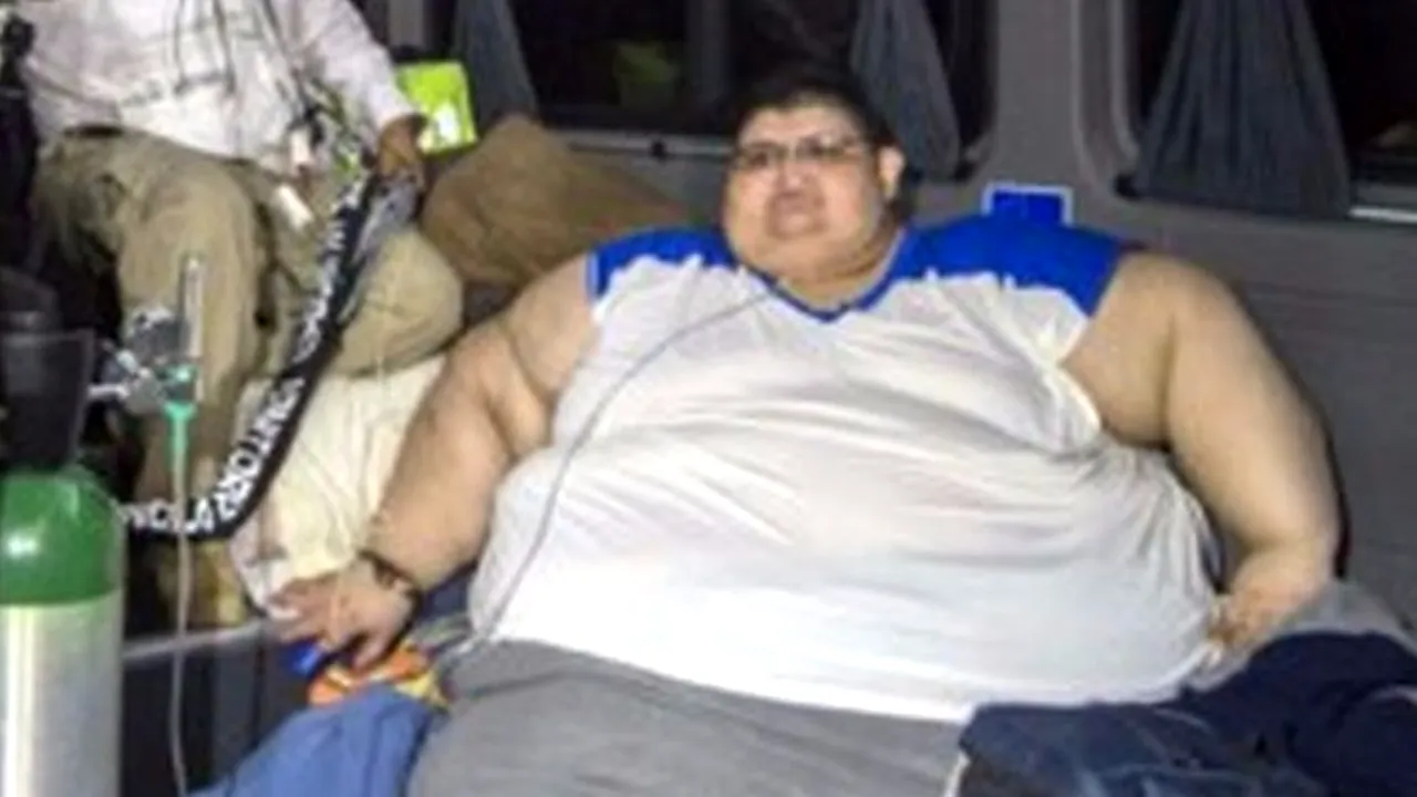 Câte kilograme are cel mai gras om din lume