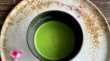Băutura de dimineață bogată în antioxidanți. Mai sănătoasă decât cafeaua și ceaiul de ghimbir
