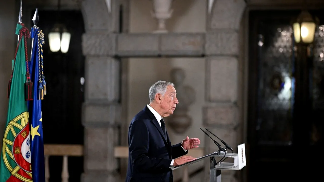 După prăbușirea Guvernului, Portugalia se pregătește pentru a TREIA rundă de alegeri parlamentare în trei ani