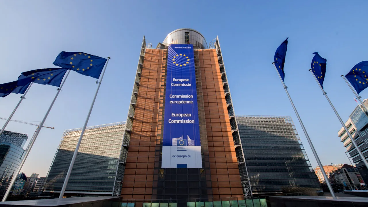 Comisia Europeană a redus previziunile de CREȘTERE pentru România. Ce spune prognoza macroeconomică de primăvară despre consolidarea fiscală