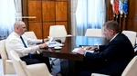 Bolojan, întâlnire cu CEO-ul Dacia după anunțul gigantului auto că renunță la investiții