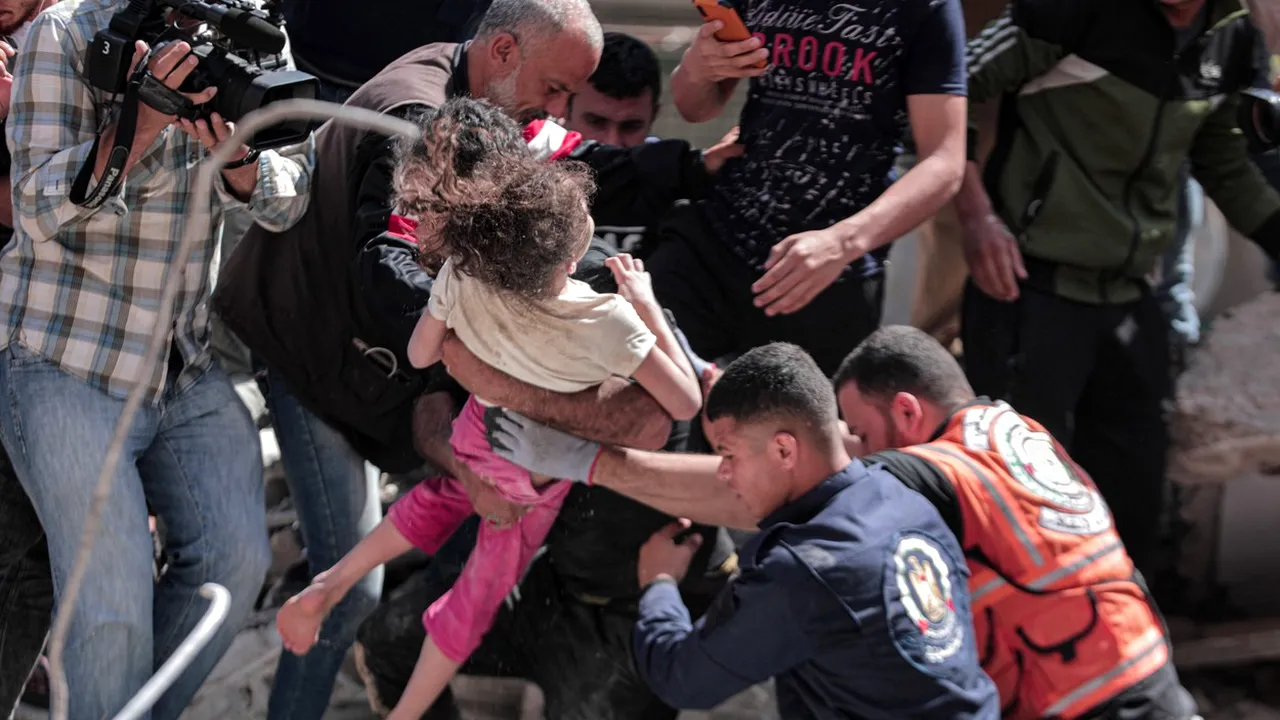 LIVE TEXT | Ziua 19 a războiului Israel-Hamas/ Liderii UE discută situația din Orientul Mijlociu / Armata israeliană va continua incursiunile terestre