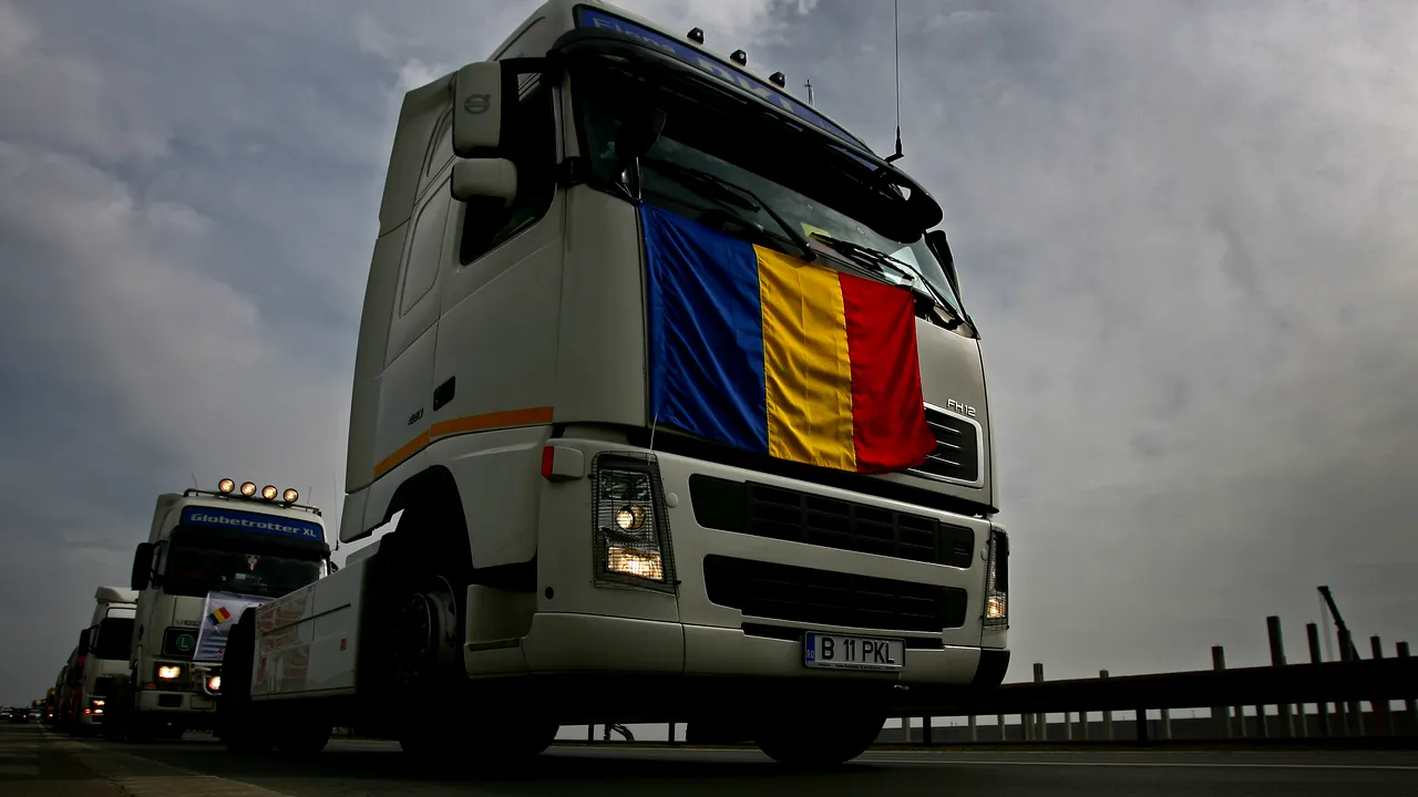 UNTRR protestează în fața sediului Comisiei Europene din București: Pachetul de MOBILITATE I, pericol pentru transportatorii din EST