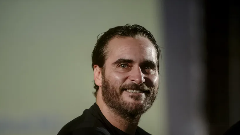 WHY SO SERIOUS? De la o carieră ratată în stand-up la cea de criminal PSIHOPAT. Cum arată veteranul JOKER, interpretat de Joaquin Phoenix