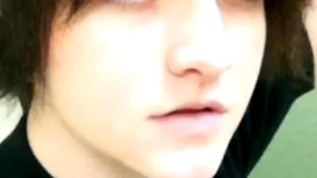 Ce s-a întâmplat cu o adolescentă din SUA, care s-a izbit cu avionul de versantul unui munte