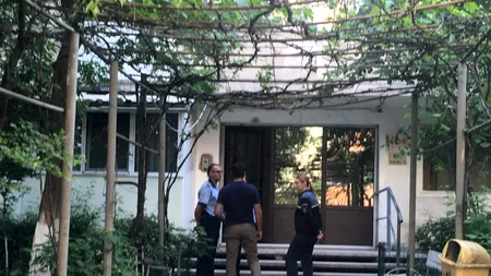 Crimă urmată de sinucidere la Craiova. Un bătrân și-a ucis concubina cu ciocanul și s-a aruncat de la etaj