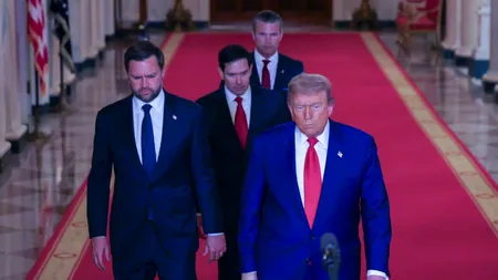 Iranul atacă din nou Israelul și amenință cu efecte grave, deși MINIMIZEAZĂ impactul bombardamentelor SUA /Trump, acuzat de încălcarea Constituției