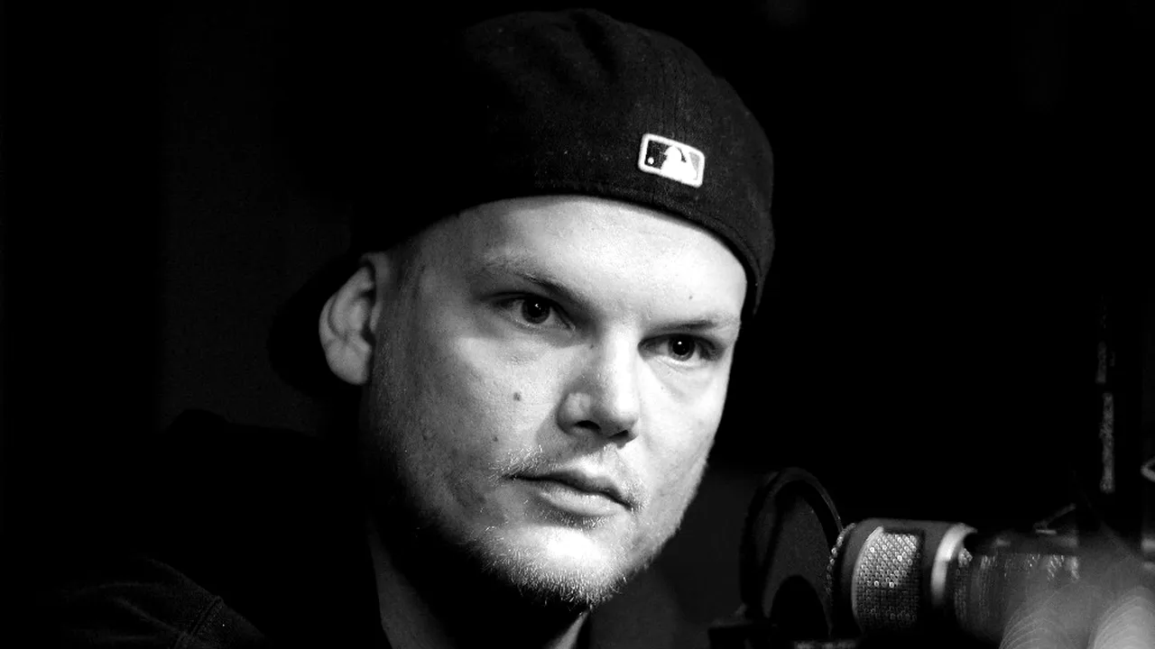 DJ AVICII mixează și DUPĂ MOARTE. Lansare postumă pentru o înregistrare realizată cu solistul trupei Coldplay