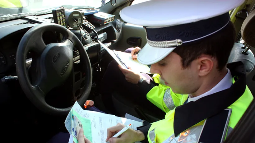 Haz de necaz. Polițiștii din Sibiu, amuzați de un șofer băut: Mergea pe mai multe cărări decât străzile din intersecție