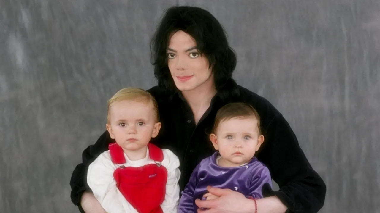 Michael Jackson știa cine este tatăl primilor doi copii ai săi