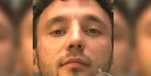 El este tânărul care și-a UCIS mama pentru că nu i-a făcut un sendviș cu șuncă. O bătea de ani de zile, dar ea tot îl iubea