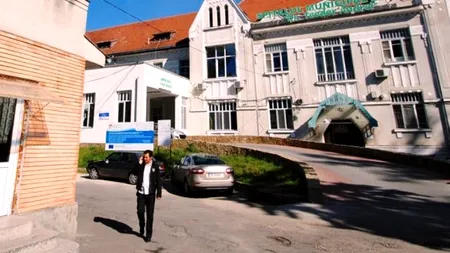 Medicii de la un spital din România donează câte 100 de lei pentru angajații cărora le-au scăzut salariile