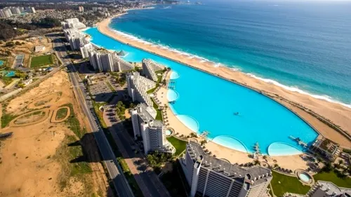 Cea mai mare piscină din lume: 8 hectare suprafață și 250 de milioane de litri de apă. În ce țară se află