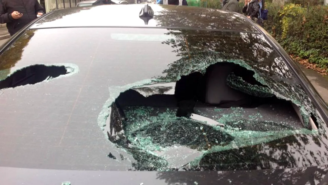 Șeful Ligii Nordului din Italia, atacat cu pietre în timp ce încerca să denunțe ajutoarele publice primite de o tabără de romi