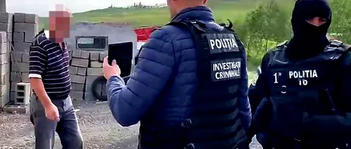 VIDEO | Un bărbat din Botoșani este acuzat că a produs o pagubă de un milion de euro după ce a dat foc la mai multe utilaje agricole