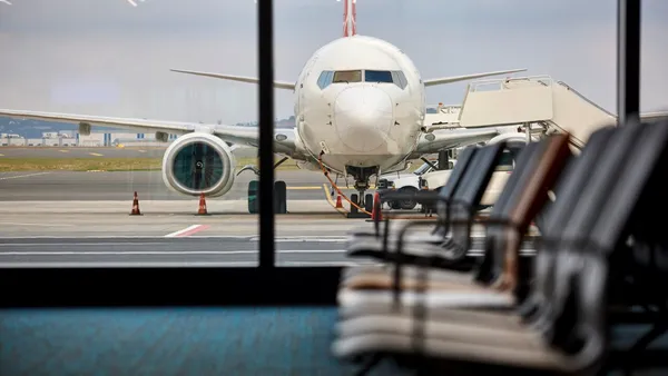 Un dispozitiv de epilare cu laser a declanșat o alertă cu bombă pe un aeroport din Australia. Cum a fost posibil