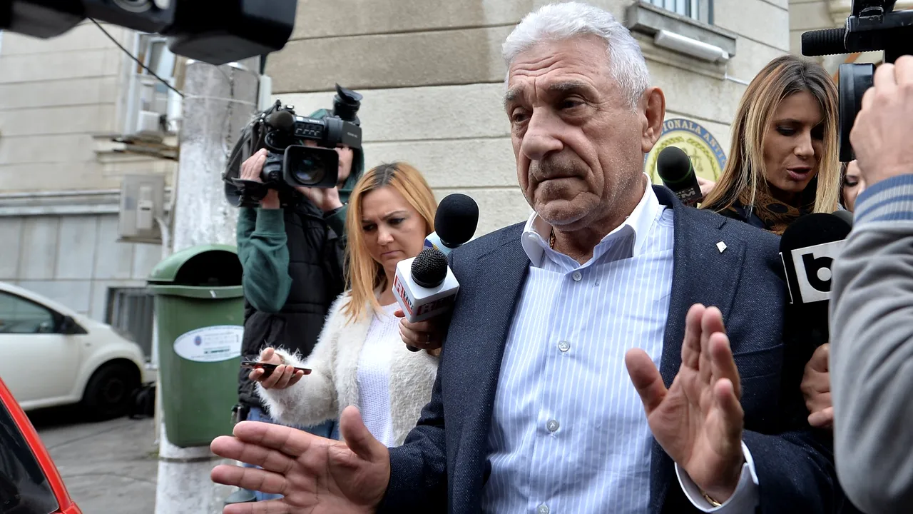 Giovani Becali, comportament de 