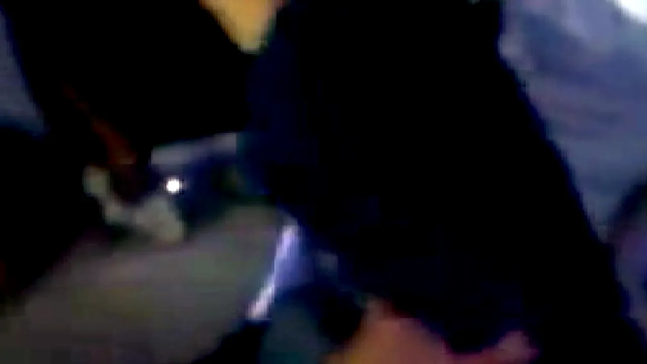 VIDEO: Momentul în care ambasadorul SUA în Libia este scos din consulat. Ce strigă cei prezenți