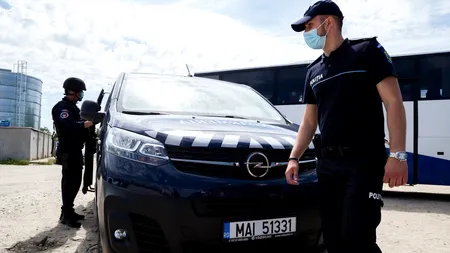 Migrant afgan, salvat de polițiștii de frontieră. Tânărul era în hipotermie când a fost găsit de oamenii legii