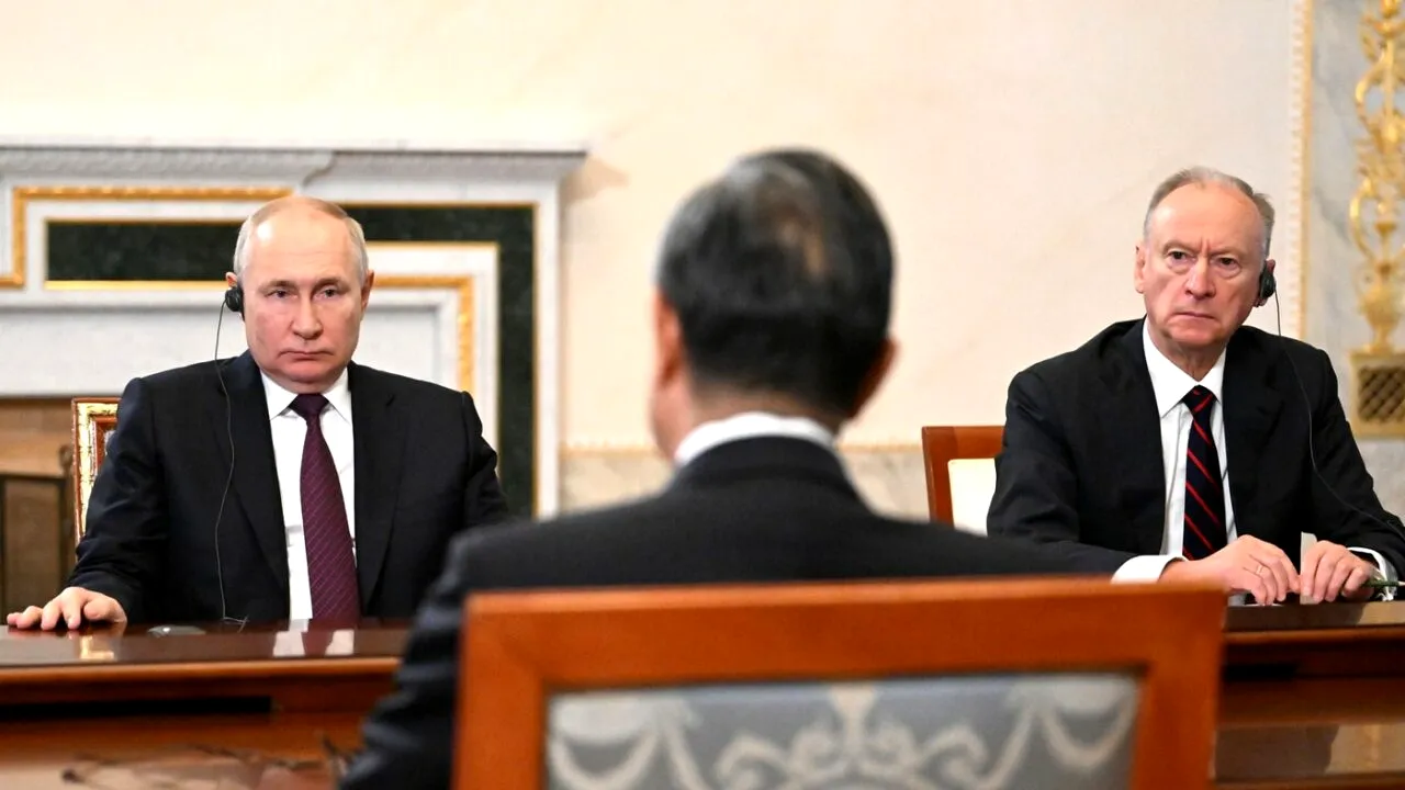 Un oficial rus avertizează Tokyo să înceteze „politica de MILITARIZARE” împotriva Moscovei și Beijingului/ „Marina japoneză cooperează cu NATO”