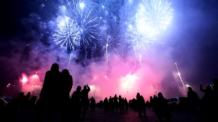 Revelion 2015 în Piața Constituției: Loredana, Andra, Vama și Delia, printre invitați