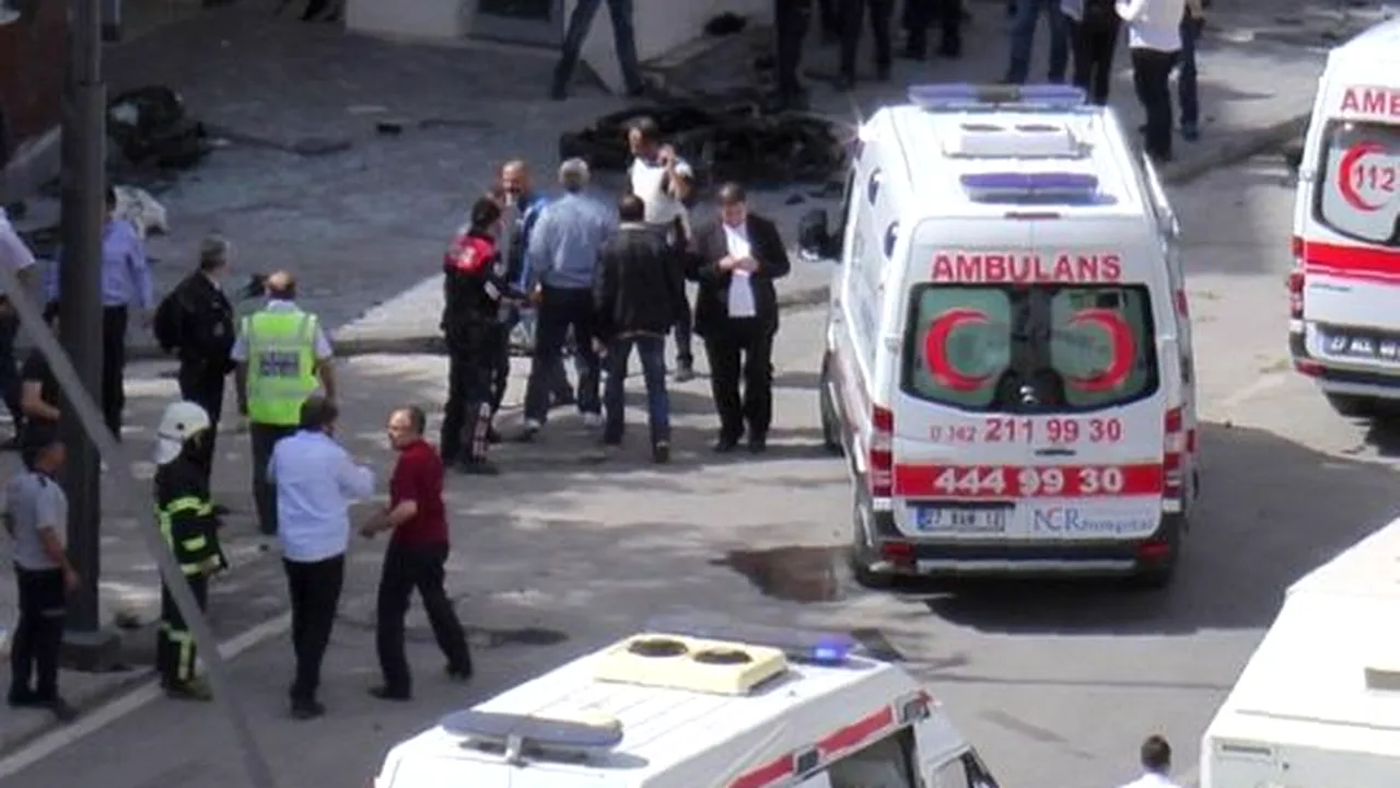 Mai mulți morți și răniți în sud-estul Turciei, după explozia unei mașini-capcană