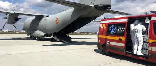 Patru bolnavi de Covid-19, în stare gravă, transferați de la București la Târgu Mureș cu o aeronavă a Forţelor Aeriene Române
