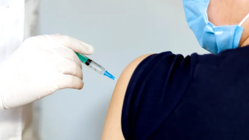 Aproape 25.500 de români s-au vaccinat anti-Covid, în ultimele 24 de ore. Câte persoane au fost imunizate, până acum