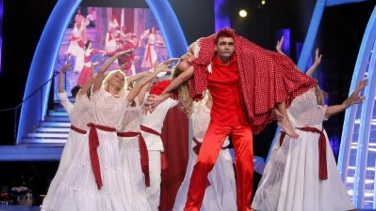 DANSEZ PENTRU TINE, SEZONUL 13. Povestea Cocoșatului de la Notre-Dame a primit trei note de 10. Cum a notat Mihai Petre dansul