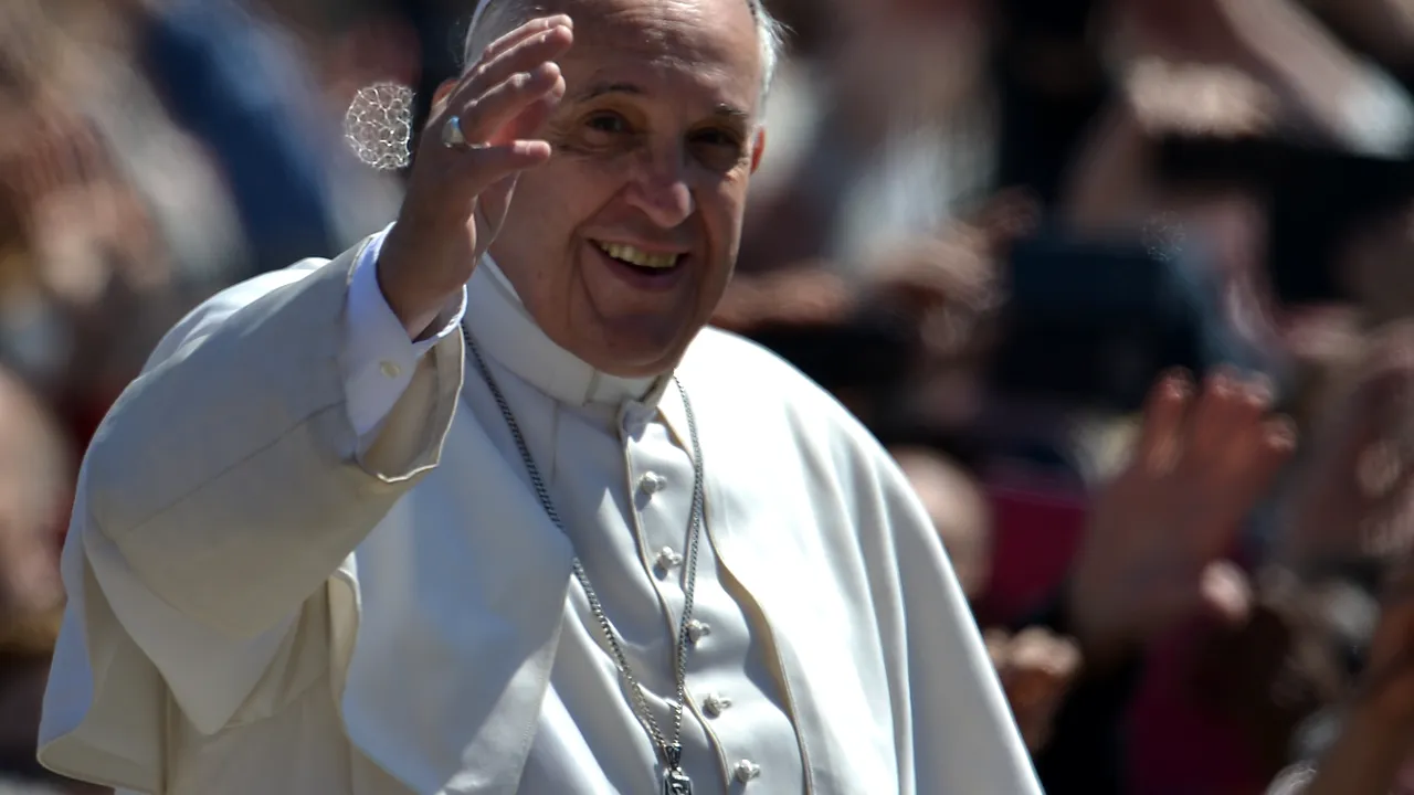 DECIZIE ISTORICĂ a Papei Francisc. Este PRIMUL PAPĂ care are CURAJUL să facă așa ceva: ''E un PĂCAT, dar...''