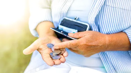 VIDEO | Pensii și salarii plătite la timp și integral în decembrie