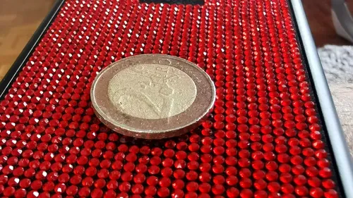 Această monedă de 2 euro te poate îmbogăți! Are o eroare de batere și colecționarii o vând cu 100.000 de euro