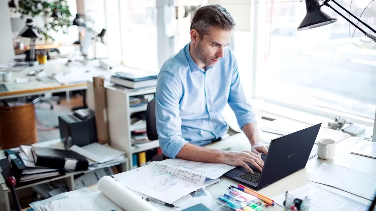 Soluțiile digitale flexibile pentru locul de muncă pot genera o creștere de lungă durată