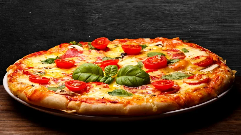 Ziua Internațională a Pizzei, sărbătorită pe 9 februarie: România, pe locul DOI în lume la comenzi / Preparatul s-a scumpit cu 6,5% în ultimul an