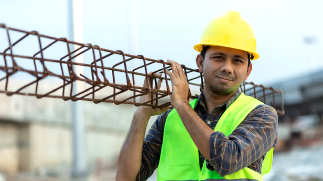 Angajatorii denunță fenomenul traficului de persoane străine de la granițele României