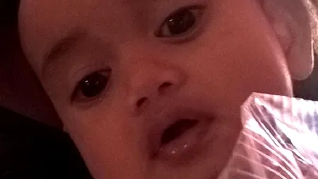 Povestea copilului de opt luni care a supraviețuit atentatului