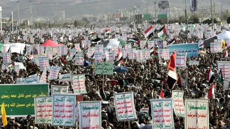 China și Rusia au semnat ACORDURI cu militanții huthi din Yemen pentru evitarea atacurilor asupra navelor din Marea Roșie