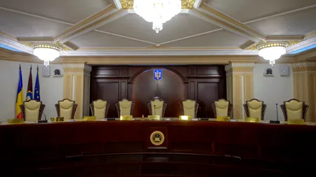 Respingerea candidaturii Dianei Șoșoacă, criticată de APADOR-CH: O lovitură pentru drepturile fundamentale / Cum ar putea fi modificată Constituția