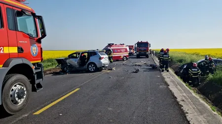 ACCIDENT rutier grav pe DN 52. Un bărbat a murit, alte trei persoane sunt rănite. Circulația rutieră oprită pe ambele sensuri