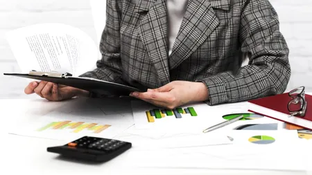 (P) Cum să-ți îmbunătățești mentalitatea și obiceiurile financiare